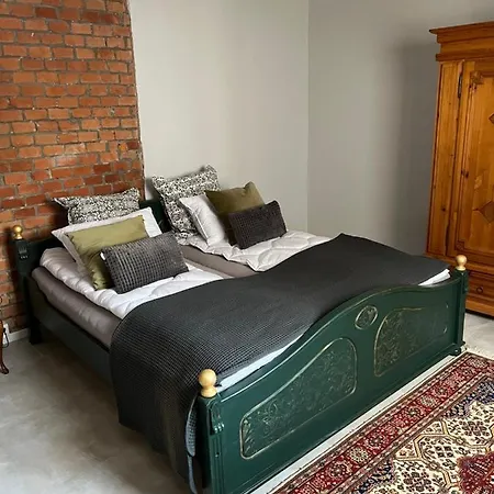 Uroczysko Olesnica Alojamento de Acomodação e Pequeno-almoço 3*