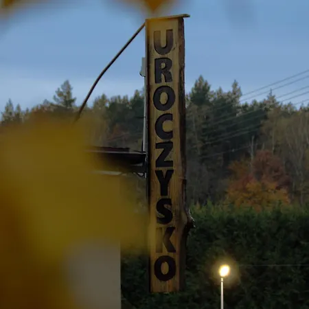 Uroczysko Olesnica Alojamento de Acomodação e Pequeno-almoço 3*