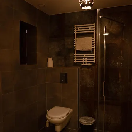 Uroczysko Olesnica Alojamento de Acomodação e Pequeno-almoço 3*