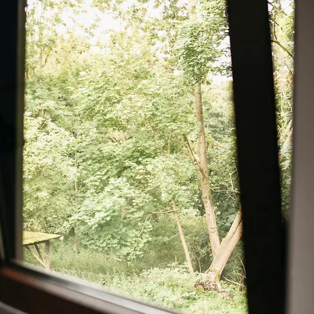 Uroczysko Olesnica Alojamento de Acomodação e Pequeno-almoço 3*