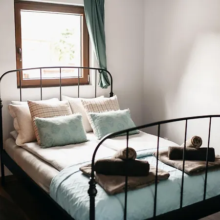 Uroczysko Olesnica Bed & Breakfast