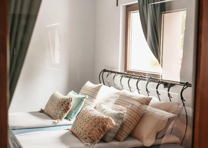 Uroczysko Olesnica Bed & Breakfast 3*